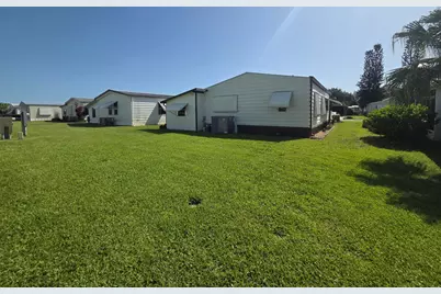8020 SE Shenandoah Drive, Hobe Sound, FL 33455 - Photo 21