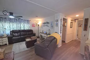 8020 SE Shenandoah Dr, Hobe Sound, FL 33455 - Photo 7