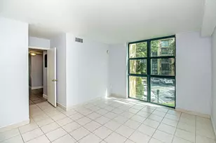 11780 SW 18th St, Miami, FL 33175 - Photo 7