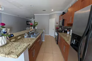 238 SE 2nd Ave, Hallandale Beach, FL 33009 - Photo 11