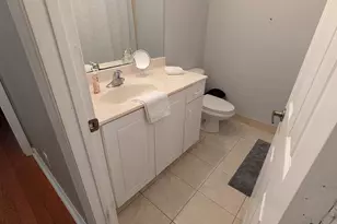 238 SE 2nd Ave, Hallandale Beach, FL 33009 - Photo 23