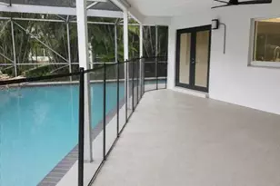 2031 NW 70th Ave, Margate, FL 33063 - Photo 9
