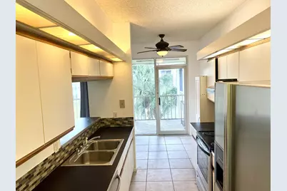108 Half Moon Circle #B3, Hypoluxo, FL 33462 - Photo 9