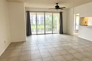108 Half Moon Cir, Hypoluxo, FL 33462 - Photo 5
