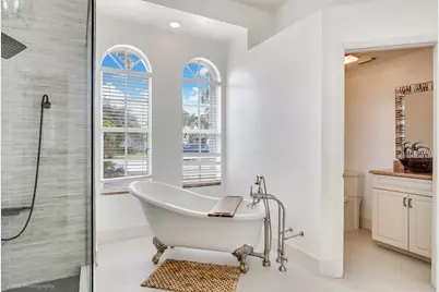 780 SW Marsh Harbor Bay, Port Saint Lucie, FL 34986 - Photo 13