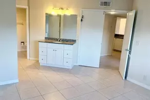 1520 SE Royal Green Cir, Port Saint Lucie, FL 34952 - Photo 17