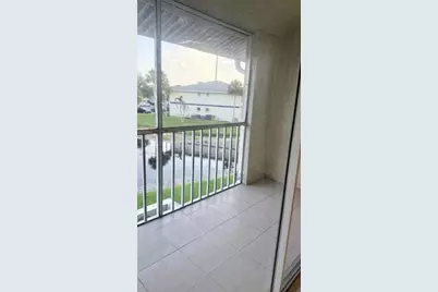 1520 SE Royal Green Circle #206, Port Saint Lucie, FL 34952 - Photo 15