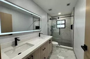 10225 SW 53rd St, Cooper City, FL 33328 - Photo 9