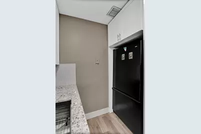 600 NE 7th Avenue #8, Fort Lauderdale, FL 33304 - Photo 11