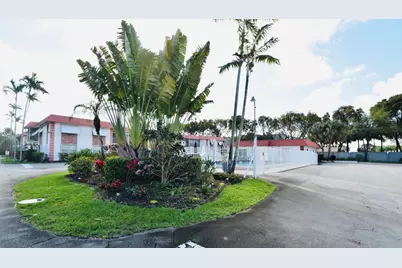 3550 NW 8th Avenue #312, Pompano Beach, FL 33064 - Photo 13
