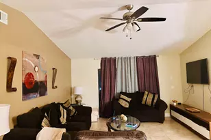 637 SE Thornhill Dr, Port Saint Lucie, FL 34983 - Photo 9
