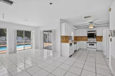 410 Bonaventure Boulevard, Weston, FL 33326 - Photo 17