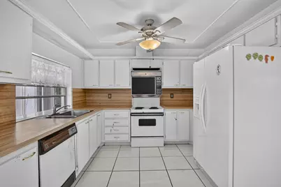 410 Bonaventure Boulevard, Weston, FL 33326 - Photo 13