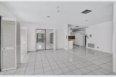 410 Bonaventure Boulevard, Weston, FL 33326 - Photo 21