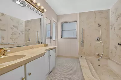 410 Bonaventure Boulevard, Weston, FL 33326 - Photo 31
