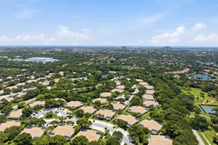 10701 Chapman Oak Ct, Palm Beach Gardens, FL 33410 - Photo 27