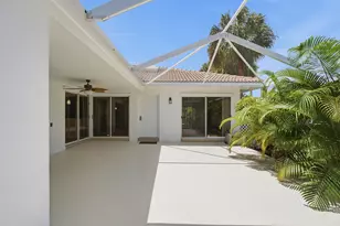 10701 Chapman Oak Ct, Palm Beach Gardens, FL 33410 - Photo 5