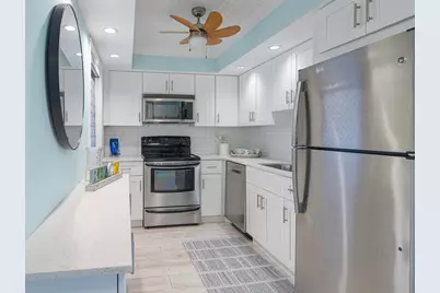 5560 Tamberlane Circle #324, Palm Beach Gardens, FL 33418 - Photo 7