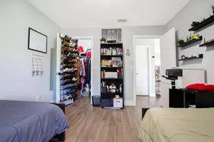 10048 SW 16th St, Pembroke Pines, FL 33025 - Photo 21