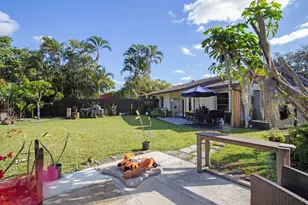 10048 SW 16th St, Pembroke Pines, FL 33025 - Photo 49