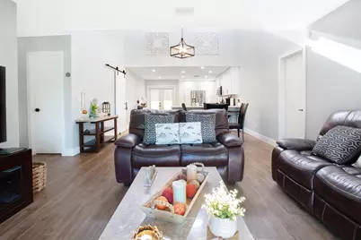 10048 SW 16th Street, Pembroke Pines, FL 33025 - Photo 13