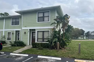796 Hill Dr, West Palm Beach, FL 33415 - Photo 1