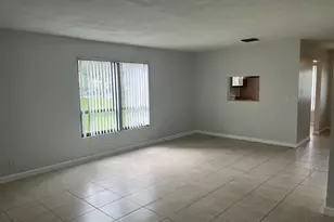 796 Hill Dr, West Palm Beach, FL 33415 - Photo 7
