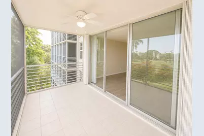 3520 Oaks Way #402, Pompano Beach, FL 33069 - Photo 15