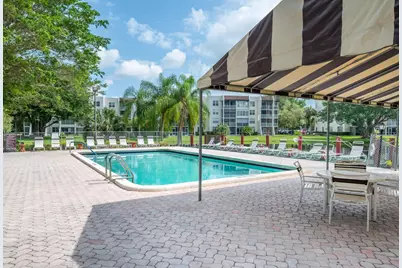 9430 Poinciana Place #110, Davie, FL 33324 - Photo 15
