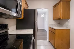 3040 NE 16th Ave, Oakland Park, FL 33334 - Photo 9