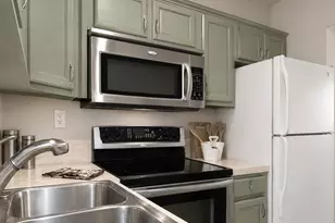 3040 NE 16th Ave, Oakland Park, FL 33334 - Photo 9
