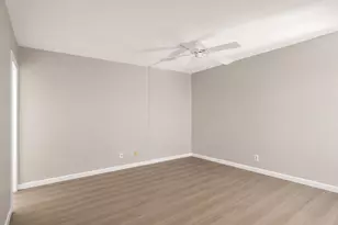 3040 NE 16th Ave, Oakland Park, FL 33334 - Photo 9