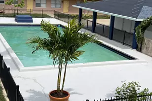 101 NE 41st St, Oakland Park, FL 33334 - Photo 1