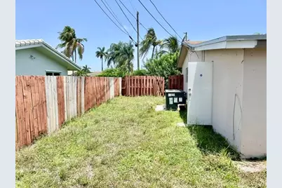 5371 NE 17th Terrace, Fort Lauderdale, FL 33334 - Photo 11