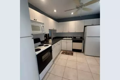 166 Lake Meryl Drive, West Palm Beach, FL 33411 - Photo 3