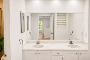 609 SW 167th Way, Pembroke Pines, FL 33027 - Photo 17