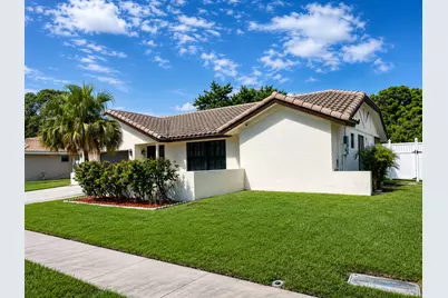 6995 NW 5th Avenue, Boca Raton, FL 33487 - Photo 3