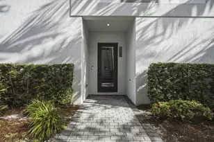 8272 NW 44th Terrace, Doral, FL 33166 - Photo 3