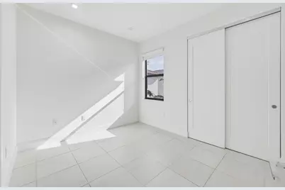 8272 NW 44th Terrace, Doral, FL 33166 - Photo 31