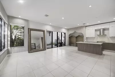 8272 NW 44th Terrace, Doral, FL 33166 - Photo 25