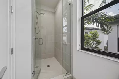 8272 NW 44th Terrace, Doral, FL 33166 - Photo 41