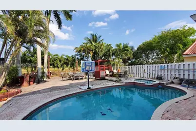4Â€” SW 82nd Way, Davie, FL 33328 - Photo 3