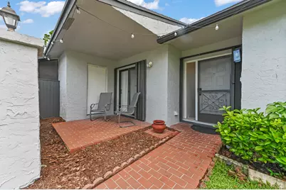 84 Conaskonk Circle, Royal Palm Beach, FL 33411 - Photo 3