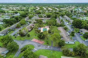 84 Conaskonk Cir, Royal Palm Beach, FL 33411 - Photo 19
