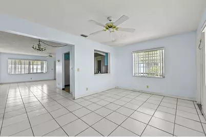 1196 SW Lake Circle, Boynton Beach, FL 33426 - Photo 7