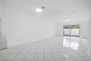8207 Fairway Rd, Sunrise, FL 33351 - Photo 11