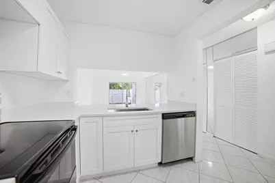 8207 Fairway Road #., Sunrise, FL 33351 - Photo 7