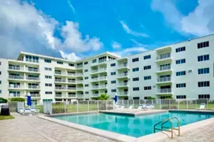 33 S Ocean Ave, Palm Beach Shores, FL 33404 - Photo 3