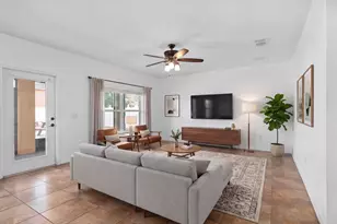 4156 Key Colony Pl, Kissimmee, FL 34746 - Photo 3