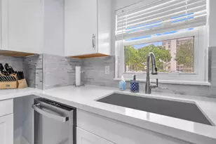 3119 N Palm Aire Dr, Pompano Beach, FL 33069 - Photo 11